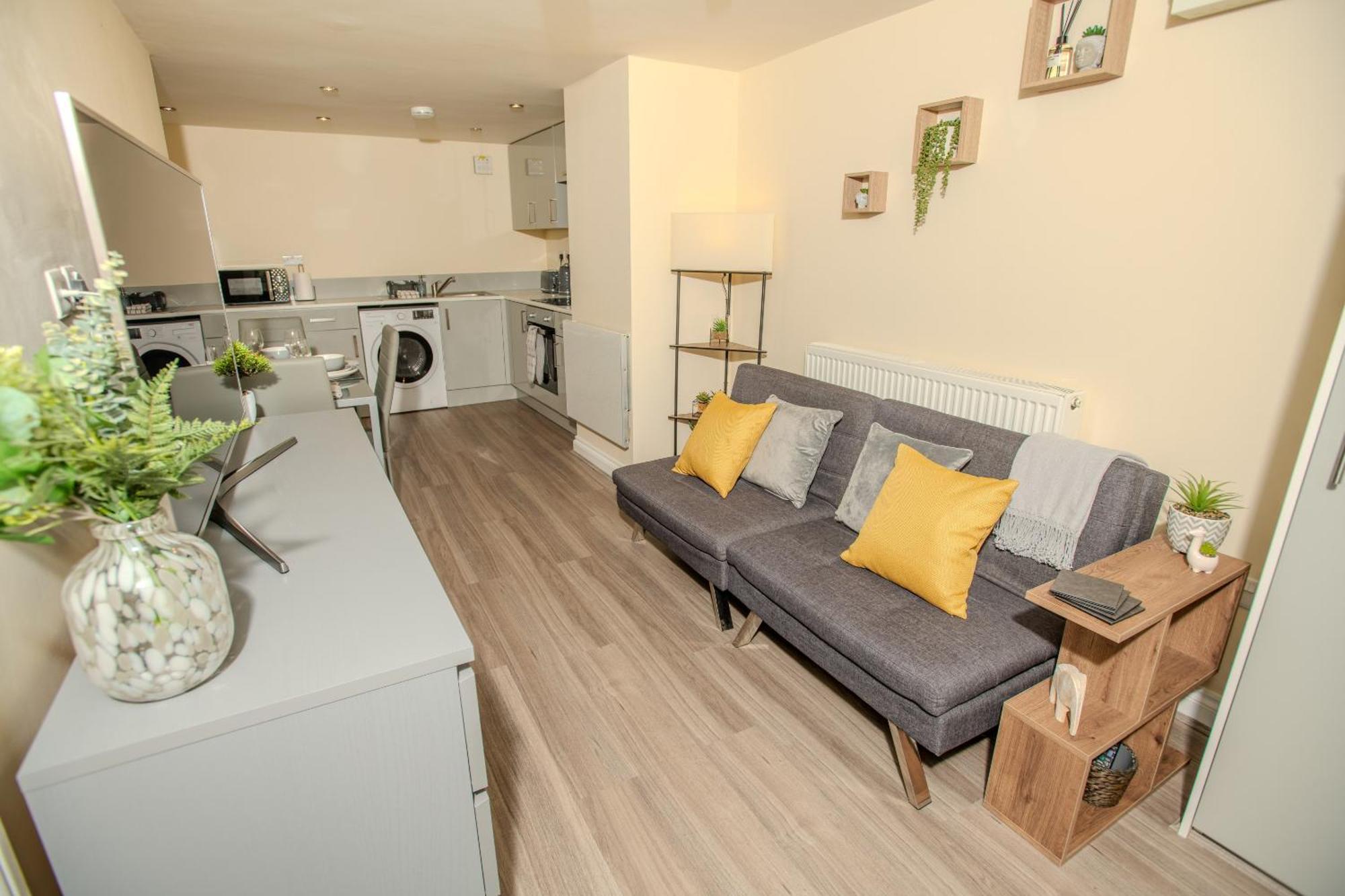 Cosy 1 Bedroom Basement Apartment With Private Patio Area London Exterior photo